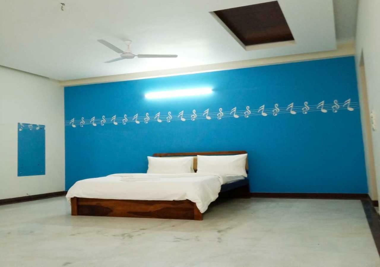 大诺伊达 J P Residency酒店 外观 照片