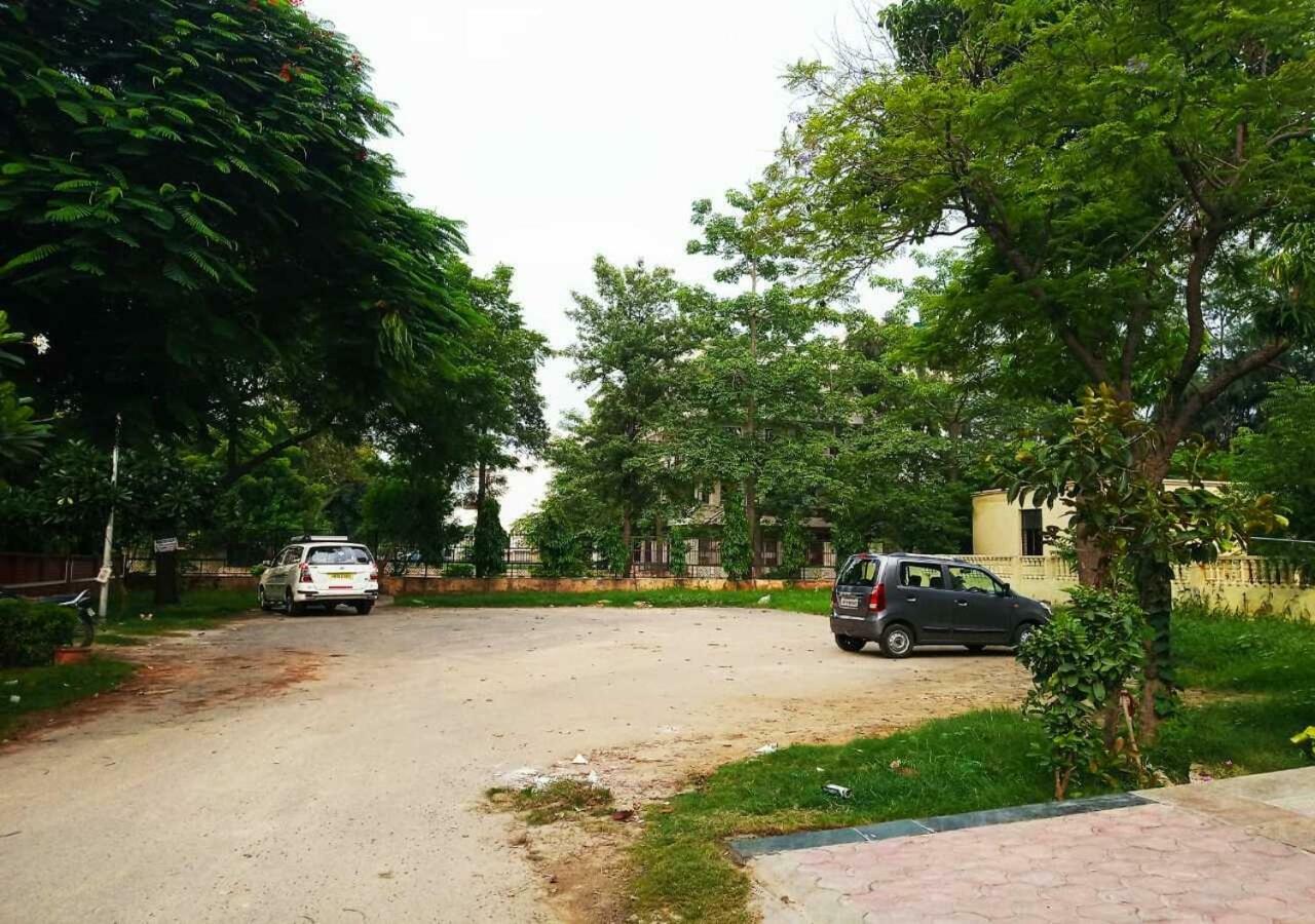 大诺伊达 J P Residency酒店 外观 照片